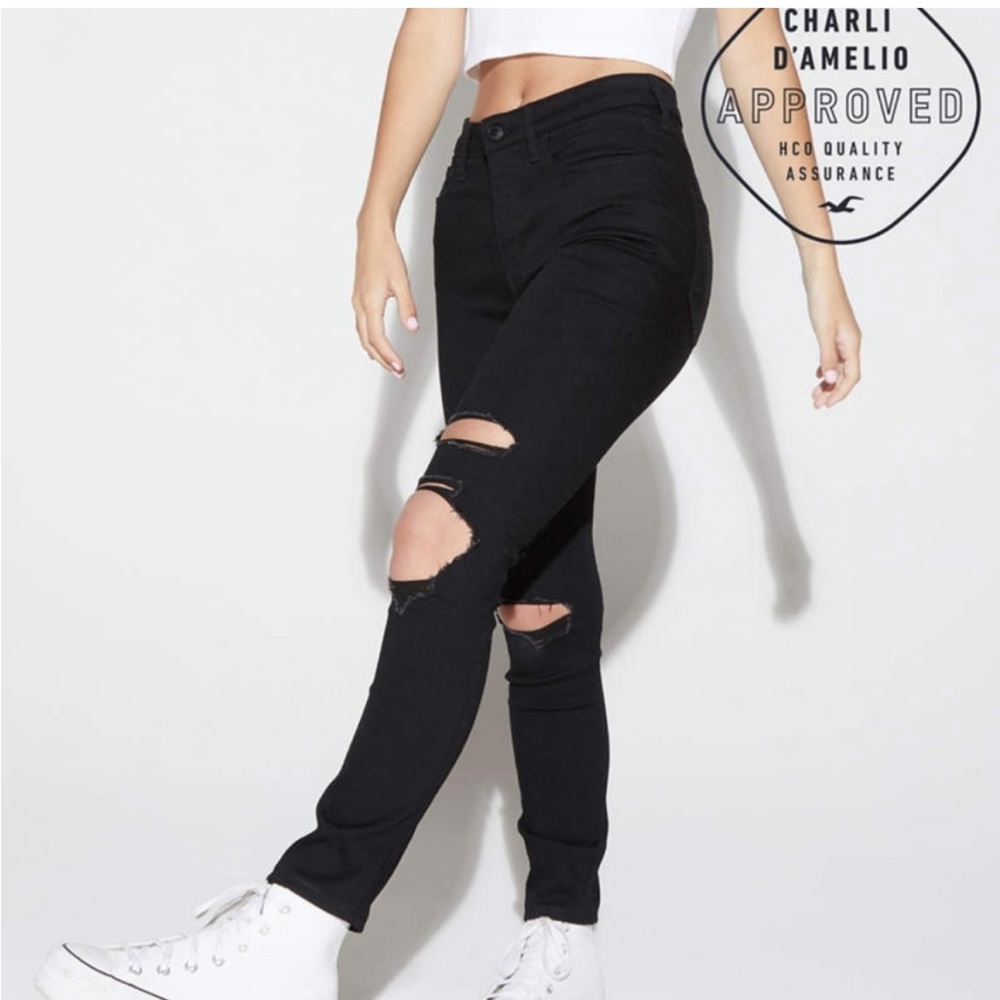 Hollister Black High Rise Super Skinny Distressed Jeans Size 3S (26)